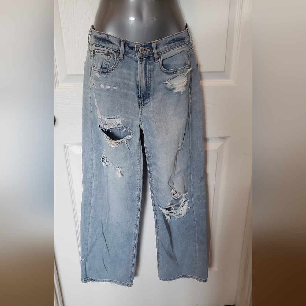NWOT - American Eagle - skater jean - size 00 x-short